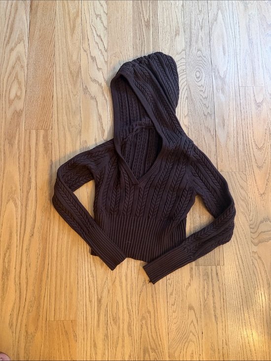Sweaters - V-Neck Hooded Cable Knit Sweater in Dark Brown